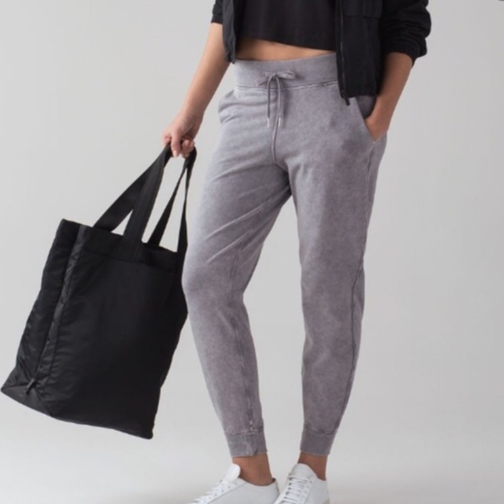 Lululemon joggers